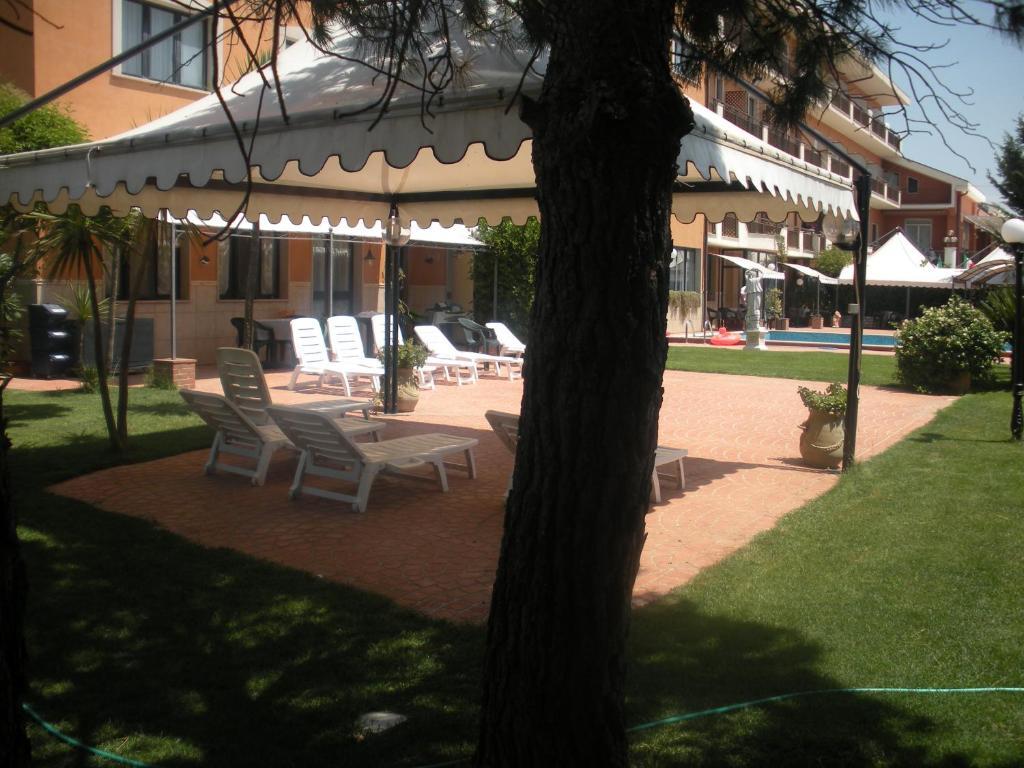 Hotel La Perla Del Gargano San Giovanni Rotondo Bagian luar foto